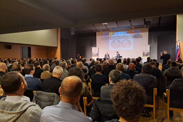 Dr. Peter Millonig o tem, kako preseči povprečnost
